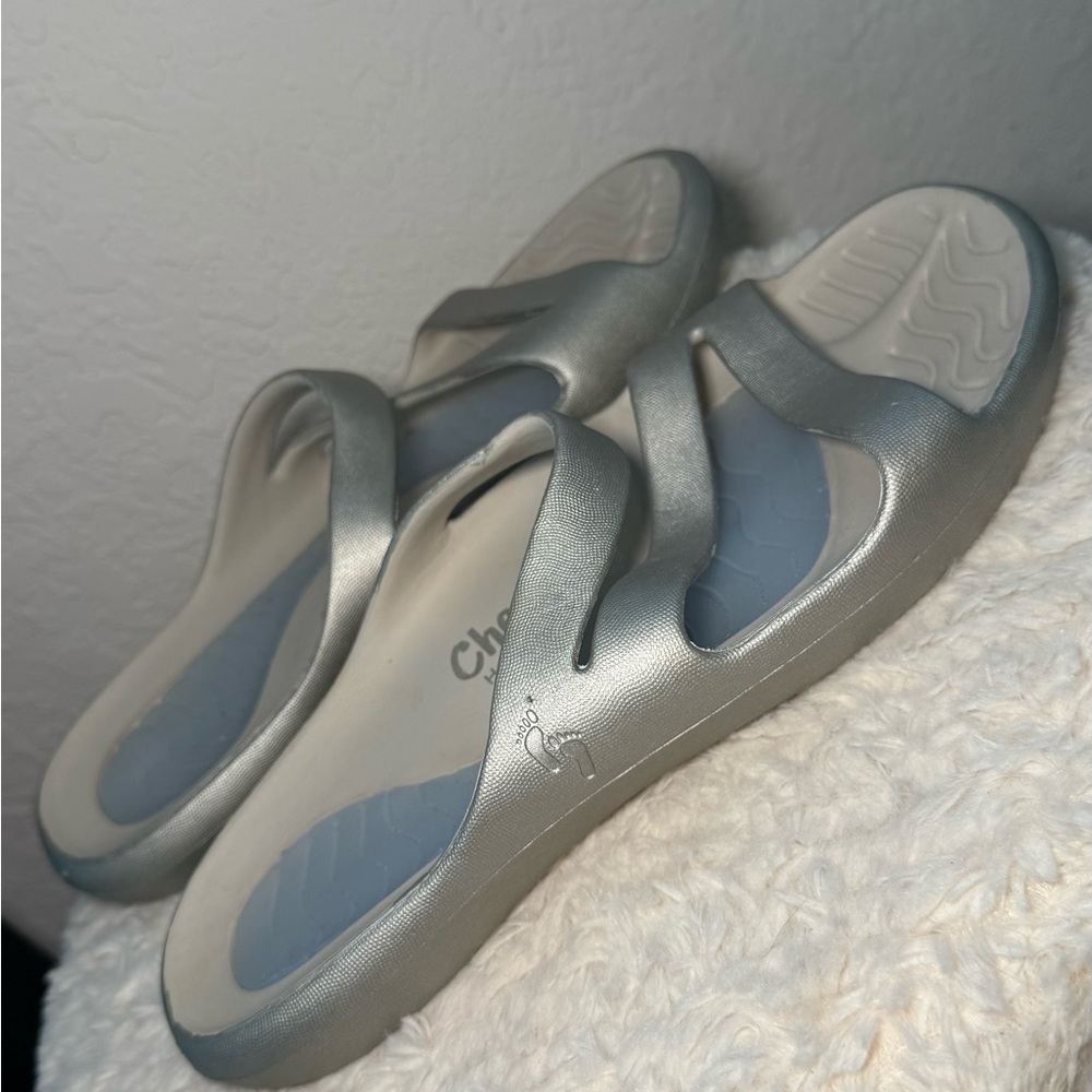 Women's Silver Sandals - Picture 2 of 4